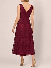 economico Lunghezza del tè-Abito da sposa a trapezio, elegante, semplice e minimalista, con scollo a V, lunghezza al pavimento, in pizzo, tulle, senza maniche, con applicazioni ricamate a nastro, 2025