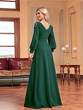 abordables VERT-Ligne A Robes de Quinceanera Élégant Robe Formel Mariage Longueur au sol manche longue Col en V Satin avec Perlage 2025