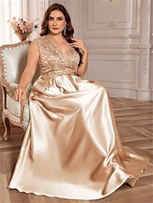 abordables Champagne-Robe A-Line Grande Taille Élégante Robe Courbe De Mariage Formelle Longue Au Sol Manches Courtes Col en V Satin Dos Nu Avec Plis 2025