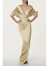 economico Lunghezza del pavimento-Abito da sposa a sirena/tromba, elegante, semplice e minimalista, con scollo a V, colletto a trapezio, lunghezza al pavimento, in raso elasticizzato, mezza manica, con dettagli arricciati e spacco