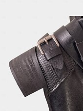 abordables Années 1980-Bottines noires punk gothiques pour femmes avec détails chauve-souris et croix - design à pointes et clous, mode alternative des années 1980, idéales pour les événements de la vie nocturne, les fêtes