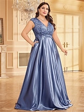 abordables Champagne-Robe A-Line Grande Taille Élégante Robe Courbe De Mariage Formelle Longue Au Sol Manches Courtes Col en V Satin Dos Nu Avec Plis 2025