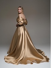 baratos Champanhe-Vestido de Festa em A-Line Gola Alta Vestido Elegante Formal para Casamento Cauda de Corte Sem Mangas Ombros à Mostra Cetim Stretch com Pregas e Ruchado