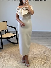 preiswerte Cocktailkleider-Rotes Etuikleid  Column Cocktailkleider Elegante Formelle Hochzeitsgast knöchellang ärmellos Off-Shoulder Satin mit Schleife(n)