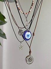 abordables Collier pour femme-Ensemble de colliers à breloques bohèmes superposés pour femmes – pendentifs multicouches mauvais œil, soleil et étoile avec tour de cou en perles, pour la mode spirituelle, les festivals et le quotidien