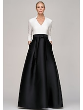 abordables Robes de Soirée-Robe de soirée en A noir et blanc élégante robe formelle invitée de mariage longueur de sol manches longues décolleté en V satin avec poches et nœud(x)