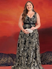 preiswerte SCHWARZ-A-Linie Plus Size Kleider Elegantes Kurvenkleid Formelles Hochzeitskleid Bodenlang Ärmellos V-Ausschnitt Spitze mit Pailletten 2025