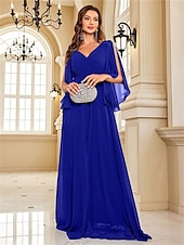 olcso KÉK-A-vonalú Quinceanera Ruhák Elegáns Ruha Formális Esküvői Padlói Hosszú Ujjú V Kivágású Chiffon V Hátsó Fodros Hasítékkal