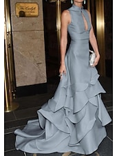 preiswerte BLAU-Blaues Meerjungfrau-/Trumpet-Galakleid Roter Teppich Kleid Formelles Kleid Hochzeitskleid Gericht Bahn Mock Neck Satin mit Rüschen Verdeckt Knöpfe