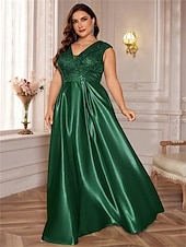 abordables Champagne-Robe A-Line Grande Taille Élégante Robe Courbe De Mariage Formelle Longue Au Sol Manches Courtes Col en V Satin Dos Nu Avec Plis 2025