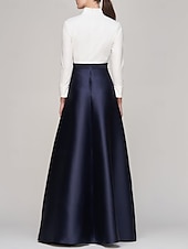 abordables Robes de Soirée-Robe de soirée en A noir et blanc élégante robe formelle invitée de mariage longueur de sol manches longues décolleté en V satin avec poches et nœud(x)