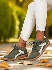 economico Sneakers da donna-Sneakers da donna verdi con lacci: scarpe casual ispirate al retrò con dettagli a contrasto bianchi per passeggiate, scuola e commissioni quotidiane