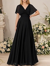 billiga Bröllopsgästklänningar-A-linjeade Bröllopsgäst Klänningar Elegant Klänning Bröllopsgäst Förlovning Golvlängd Kort Ärmar V-hals Chiffong med Fållar Draperad