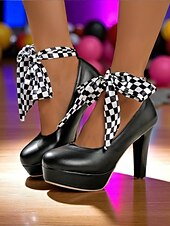 billige 1980-tallet-Damesko i vintage-stil, svart med platåhæler fra 1980-tallet og rutete ankelbånd – retro pin-up-pumps til fester, dansearrangementer og kvelder ute