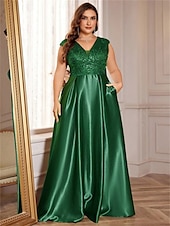 abordables Champagne-Robe A-Line Grande Taille Élégante Robe Courbe De Mariage Formelle Longue Au Sol Manches Courtes Col en V Satin Dos Nu Avec Plis 2025