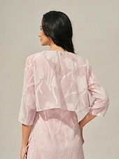 billige Dressy topper-Dame Trekker på skuldrene Helfarge Elegant Stilfull Fritid 3/4 ermer Asymmetrisk Crop Tops Bryllupsgjest Strandbryllup Salvie Grøn Svart Hvit Rosa Rød Sommer Vår Høst