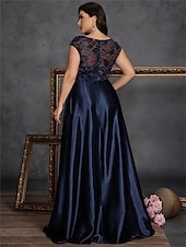 baratos AZUL-A-Line Vestidos Plus Size Elegante Vestido de Curvas Formal Casamento Comprimento do Chão Sem Mangas Decote Redondo Cetim com Plissados 2025