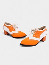 olcso 1950-es évek-női kétszínű, zöld-fehér oxford magassarkú, brogue díszítéssel – 1950-es évekbeli vintage fűzős elegáns cipők mindennapi viseletre, tavaszi szettekhez és retró ihletésű megjelenéshez