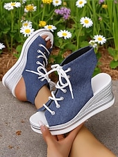 tanie Casual sandały-damskie sandały na koturnie z denimu, modne letnie buty z odkrytymi palcami, idealne na basen, wyjścia na brunch i do nadmorskich kawiarni