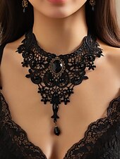 economico Collana da donna-Collana girocollo in pizzo gotico da donna - stile vittoriano vintage nero con pietre preziose rosse e dettagli in perline, elegante gioiello per feste gotiche ed eventi cosplay