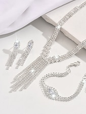 voordelige Dames ketting-Set met fonkelende strass-sieraden voor dames - elegante zilveren ketting, armband, oorbellen en ring, luxe statement accessoires voor avonddansen en cocktailparty's