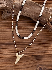 abordables Joyas para hombres-Collar de cuentas tribales multicapa para hombre con colgante de diente acrílico: joyería bohemia informal para uso diario, playa y eventos al aire libre.
