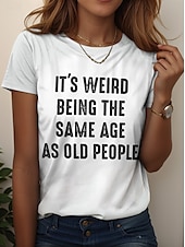 billige Humor og sitater t-skjorte-Oktoberfest Dame T skjorte Grafisk Bokstaver Årgang Stilfull Klassisk Kortermet Crew-hals Vanlige topper Daglig Helg Trykt mønster Svart Hvit Rosa Blå Lilla Sommer Vår IT&#039;S WEIRD BEING THE SAME AGE