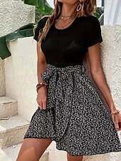 preiswerte Lässige Blumenkleider-Damen Minikleid Freizeitkleid Sommerkleid Mode Modern Täglich Strand Wochenende Normale Passform Blumen Kurzarm Rundhalsausschnitt Schwarz Sommer