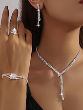 abordables Collier pour femme-Ensemble de bijoux de luxe en strass pour femmes - élégant collier en argent, bracelet, boucles d&#039;oreilles et bague, accessoires scintillants pour les soirées dansantes et les cocktails