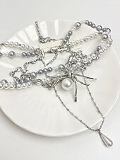 preiswerte Halloween-Zubehör-Halloween-Spinnenhalskette für Damen – Gothic-Punk-Design aus Legierung und Kunstperlen mit Stacheln und Ketten, auffälliger Modeschmuck für Partys, Cosplay und gruselige Abende