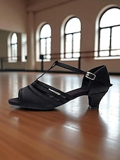 economico Scarpe per balli latini-Scarpe da ballo latino in raso nero da donna - tacchi a spillo con cinturino a T per principianti e professionisti, ideali per salsa, rumba e sessioni di pratica