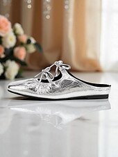 economico Festa Notturna-Mules slip-on da donna con fiocco in argento metallizzato - scarpe basse in similpelle stropicciata, punta quadrata, per outfit da sera e per feste notturne