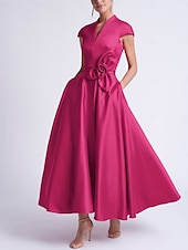 preiswerte Cocktailkleider-Strandhochzeit A-Linien Cocktailkleider Elegantes Kleid Party Tee-Länge Ärmellos V-Ausschnitt Tasche Satin mit Schleife(n) Kleidern