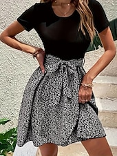preiswerte Lässige Blumenkleider-Damen Minikleid Freizeitkleid Sommerkleid Mode Modern Täglich Strand Wochenende Normale Passform Blumen Kurzarm Rundhalsausschnitt Schwarz Sommer