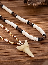 abordables Joyas para hombres-Collar de cuentas tribales multicapa para hombre con colgante de diente acrílico: joyería bohemia informal para uso diario, playa y eventos al aire libre.