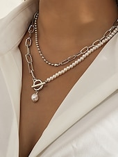 abordables Collier pour femme-Collier femme en or à plusieurs couches et pendentif en perles – bijoux élégants en alliage pour cocktails, mariages et tenues de bureau