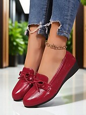 preiswerte Damenhausschuhe und -halbschuhe-Cremefarbene Loafer aus Kunstleder für Damen – bequeme Slipper mit Schleife und Keilabsatz, lässig-elegante Schuhe fürs Büro, zum Einkaufen und für den Alltag
