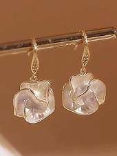 お買い得  レディースイヤリング-女性用のエレガントなローズフラワードロップイヤリング - 真珠のような花びらが付いた金メッキ合金、ヴィンテージでロマンチックなスタイル、結婚式、パーティー、フォーマルな機会に最適