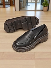 abordables Chaussures sans lacet et mocassins femme-Mocassins noirs épais pour femmes avec semelle plateforme - chaussures décontractées à enfiler tendance pour un usage quotidien, au bureau et en week-end