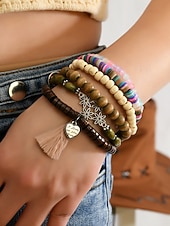 economico Bracciale da donna-Set di braccialetti con ciondoli a strati con perline boho da donna: bracciali in legno, turchese e pelle scamosciata in stile vintage con ciondoli a forma di foglia e geometrici, ideali per abbigliamento casual, festival e vacanze al mare