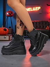 levne Pro ženy-Dámské černé lakované kotníkové boty na platformě - gotické punkové boty s patkami a šněrováním, cosplay boty na robustním podpatku na Halloween, večírky a alternativní módní outfity