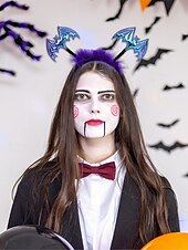 お買い得  ハロウィンアクセサリー-レディースハロウィンスパイダーヘッドバンド - かわいいグリッターブラックスパイダーデザインと紫の宝石、コスチュームパーティー、コスプレ、お祝いのお祝いに最適な柔らかい伸縮性のあるヘアアクセサリー