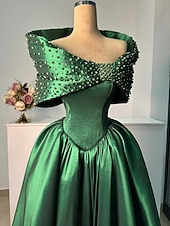 Недорогие Платья на вечер в стиле А-силуэта-А-силуэт В пол Вышивка бисером Вечернее платье Платье матери невесты Вечернее платье С пышной юбкой Торжественное платье Элегантный стиль Блестящая С короткими рукавами С открытыми плечами