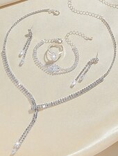 abordables Collier pour femme-Ensemble de bijoux de luxe en strass pour femmes - élégant collier en argent, bracelet, boucles d&#039;oreilles et bague, accessoires scintillants pour les soirées dansantes et les cocktails