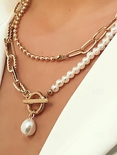 abordables Collier pour femme-Collier femme en or à plusieurs couches et pendentif en perles – bijoux élégants en alliage pour cocktails, mariages et tenues de bureau