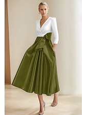baratos Vestidos de Cocktail-Vestidos de Coquetel A-Line Vestido Elegante Formal Casamento Comprimento Chá Comprimento Midi Manga Curta Decote em V Pregas Cetim com Bolso e Laço
