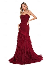 baratos Vestidos de Noite-Vestido de Festa de Sereia  Trompete Elegante Vestido Formal de Baile com Cauda Sem Mangas Gola Coração em Tule com Pregas e Xale