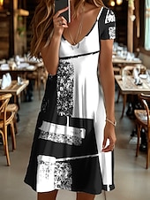 ieftine Rochii cu dungi și geometrice-Pentru femei Rochie Mini Rochie din Tricot Rochie casual Rochii Tricou Rochie de Vară Vacanță Casual Fit regulat Grafic Geometric Abstract Manșon scurt În V Negru și Alb Șampaniu Roșu-aprins Albastru