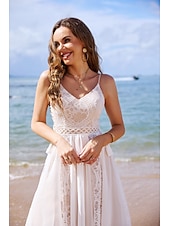 baratos Vestidos de Casamento-Vestidos de Casamento Boho com Costas Abertas de Praia A-Line Decote em V Alças Finas Sem Mangas Cauda de Varredura  Pincel em Chiffon com Franjas