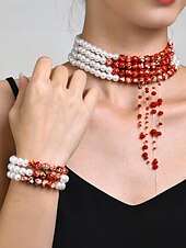 abordables Accesorios de Halloween-Conjunto de joyas de Halloween con gotas de sangre para mujer: gargantilla, pulsera y pendientes de perlas y cuentas rojas para fiestas de disfraces y eventos espeluznantes.